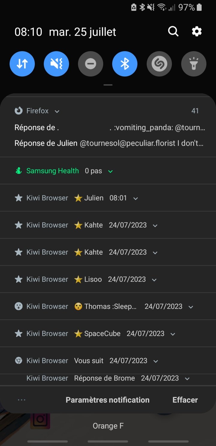 Notification de PW, sur Android. Firefox sont toutes groupées mais chrome/kiwi sont toutes inaividuelles et prennent tout l'écran Notification de PW, sur Android. Firefox sont toutes groupées mais chrome/kiwi sont toutes inaividuelles et prennent tout l'écran