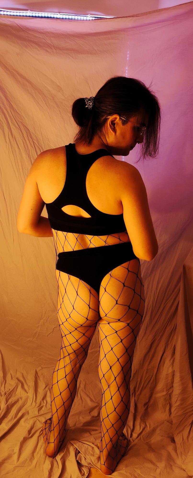 Melo, her body turning back and her face sideway almost looking over her shoulder shyli is wearing a huge mesh fishnet stocking combined with a sport bra and a thong a soft golden ligh is hitting her from a low angle making her skin look incredibly soft. Melo, her body turning back and her face sideway almost looking over her shoulder shyli is wearing a huge mesh fishnet stocking combined with a sport bra and a thong a soft golden ligh is hitting her from a low angle making her skin look incredibly soft.